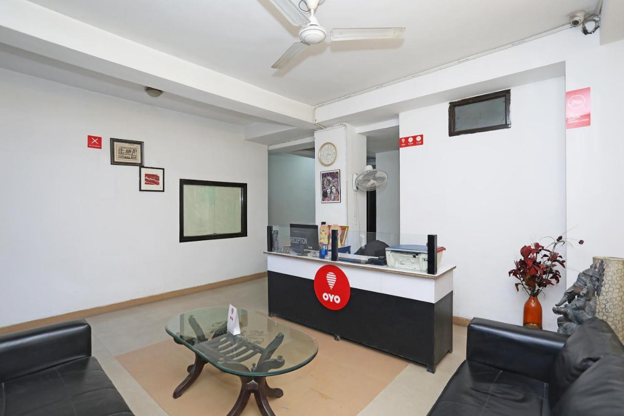 Oyo 11392 The Hotel Grand Hospitality Noida Luaran gambar