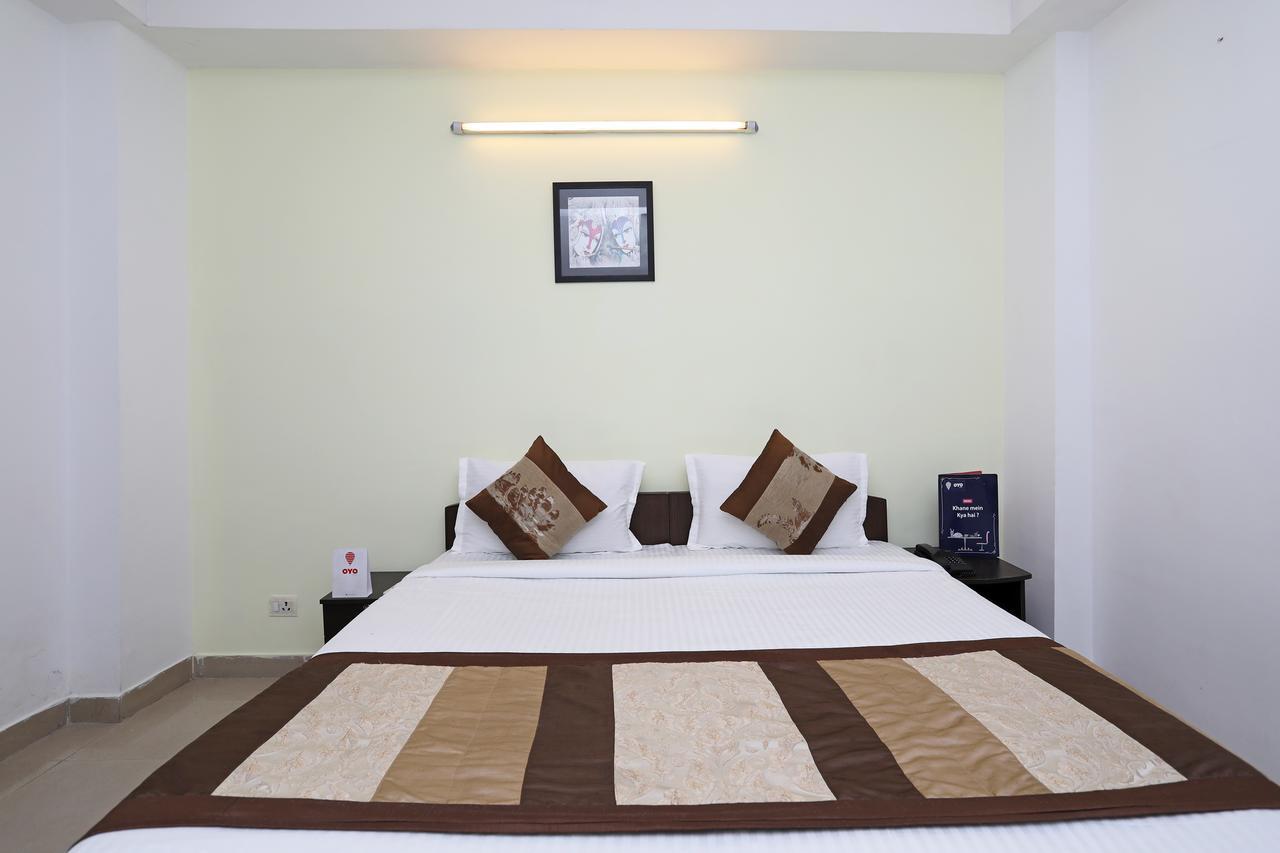 Oyo 11392 The Hotel Grand Hospitality Noida Luaran gambar